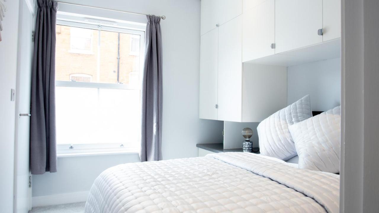 Modern Apartment With Free Parking And Wifi Stratford-upon-Avon Esterno foto